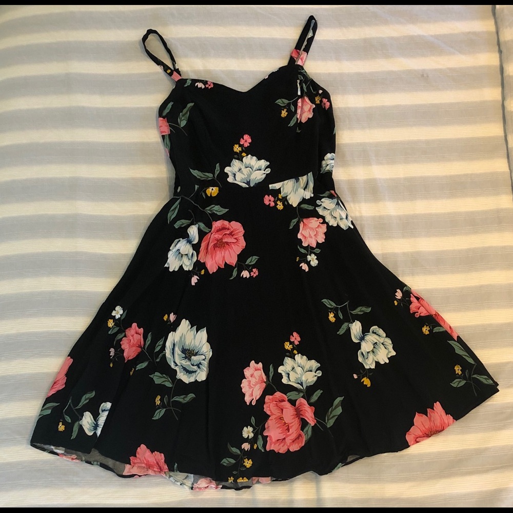 Old Navy floral dress
